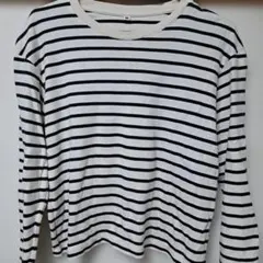 キッズ　ユニクロ　トップス　ロングTシャツ　ボーダー柄　140㎝　シンプル