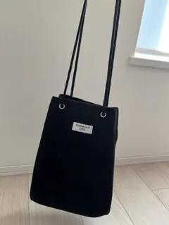 Item thumbnail for item b6272734-c82a-4c3a-8a69-79b1926fb8ec