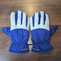 Item thumbnail for item fd8b2028-4ea3-4ebd-8f97-cd1c5a97618d