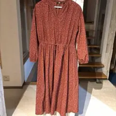 美品ユニクロ プリントジョーゼットロングワンピース Lサイズ花柄 ブラウン 長袖
