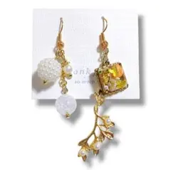 ハンドメイド ピアス レジン ドライフラワー コットンパール 揺れる