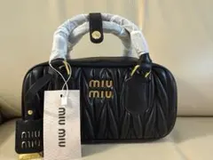 Item thumbnail for item d4b1de04-115f-4741-9582-356953fd1806