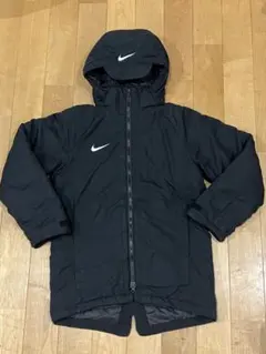Nikeフード付きダウンコートブラック　キッズ用