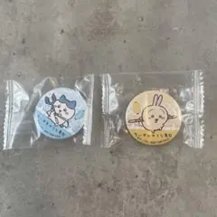 ビッくらポン！　ちいかわ✕くら寿司　缶バッチ　ハチワレ、うさぎ