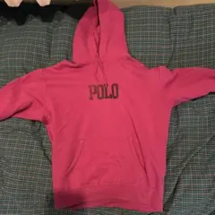 polo ピンクパーカー