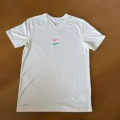 NIKE Tシャツ　L