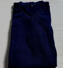 K ネイビー Vネックニットセーター