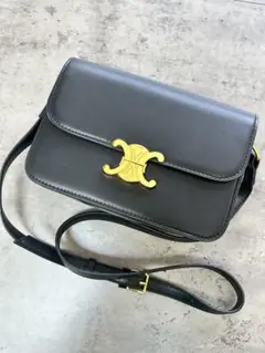 トリオンフ ショルダーバッグ