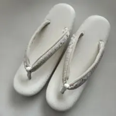 Item thumbnail for item caafb652-b459-4638-8097-56e84e61007b