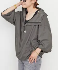 美品　Deuxieme Classe AMERICANAアノラック パーカーのサムネイル