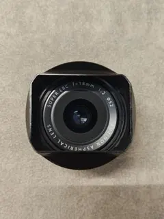 富士フイルム XF 18mm F2 R 単焦点レンズ フード付き パンケーキのサムネイル