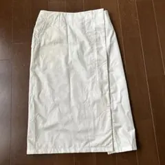 ユニクロ　ロングスカート　レディース　ホワイト