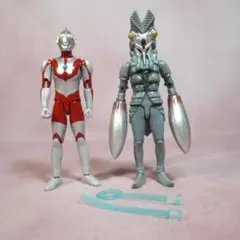 ウルトラアクションフィギュア　初代ウルトラマン＋バルタン星人