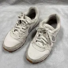NIKE AQ9121-004スニーカー　23.5 ホワイト