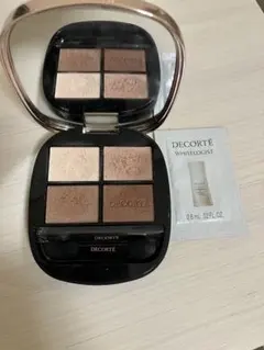 コスメデコルテスキンシャドウデザイニングパレット01 ホワイトロジスト