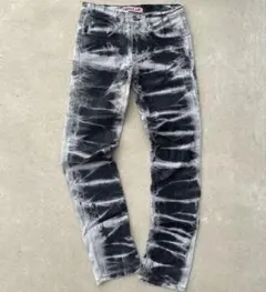 Item thumbnail for item d1103105-cb5e-416a-b7e6-28a2ea361a6c