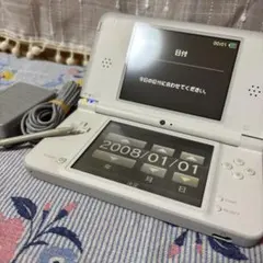 ニンテンドーDS LL ホワイト/ベージュ