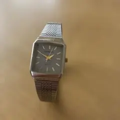 レディース腕時計のサムネイル