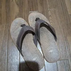 UGG メンズ　レザー　サンダル　ビーチサンダル　ブラウンのサムネイル