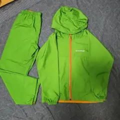 未使用級】モンベル レインスーツ レイントレッカー 上下 110 緑 
