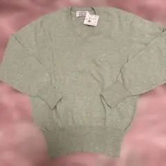 m*a様 United Colors of Benetton Vネックニットセー