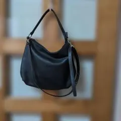 美品 Kitamura ショルダーバッグ 濃ネイビー斜めがけハンドバッグ