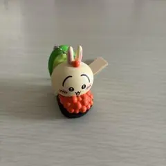 ちいかわ　うさぎ　お寿司　ガチャガチャ