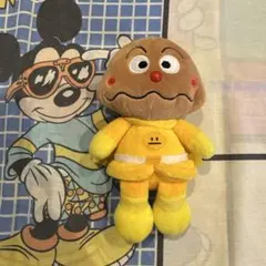 ５・カレーパンマンぬいぐるみ プリちぃビーンズ