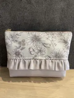 花柄フリルポーチ