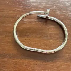 カルティエ バングル