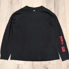 NIKE SB ロングスリーブ Tシャツ ブラック レッドロゴ