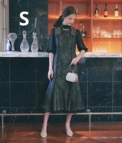 ★新品タグ付き★ドリードール　フラワーレースパフスリーブドレス　結婚式　二次会