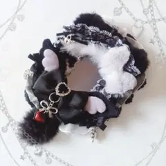 566 硬質ケース♡トレカデコ♡レースデコ♡黒♡白♡ねこ♡しっぽ♡