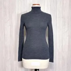 【ユニクロ】長袖 タートルネックリブニット トップス 毛100% シンプル 無地
