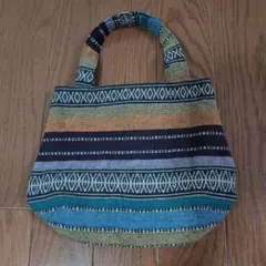 Item thumbnail for item 55ffead6-3778-413f-afc9-6a28de9253a3