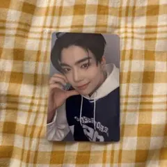 Item thumbnail for item a5befec2-a01d-4227-8362-4bf0066bd623