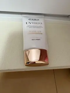 d'Alba ダルバ 下地 トーンアップサンクリーム カバー　ピンク　即発送