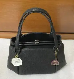 冠婚葬祭シャークスキンハンドバッグ 収納力抜群