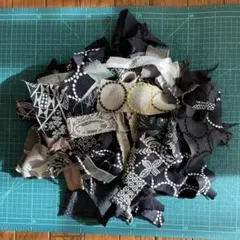 ミナペルホネン 生地　ハギレ　かけら