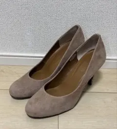 美品 ストロベリーフィールズ スエード ヒール パンプス 24のサムネイル