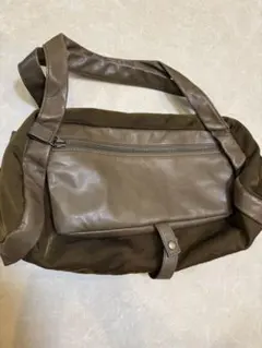 【美品】B.stuff ビースタッフ ショルダーバッグ ブラウン レザーコンビのサムネイル