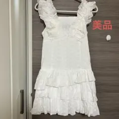 ホワイトフリルノースリーブワンピース