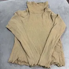 プチバトー　ベージュタートルネック