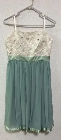 AIMER レース×エメラルドグリーン　パーティードレス