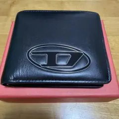 希少E.YAZAWA YAZAWACLUB横顔シルエットレザー二つ折り財布 - メルカリ