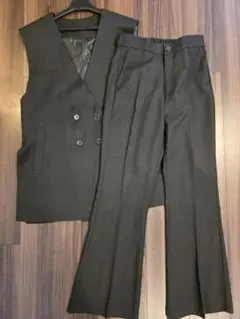 vis-'a-vis ジレ＆フレアーパンツセットアップ Mサイズ ブラック