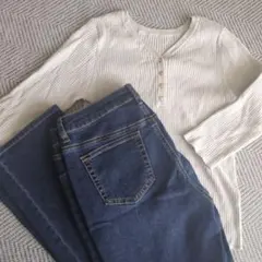 Vネックリブトップス しまむらデニムパンツ 세트