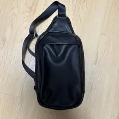 GLOBAL WORK 黒 スリングバッグのサムネイル