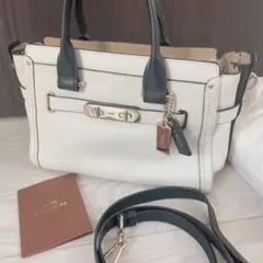 Item thumbnail for item 43f2911a-da7c-4cc7-a43e-09652e7bbddd