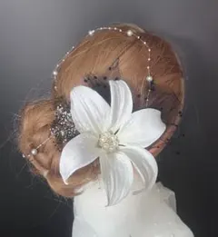 ha237 髪飾り 成人式 卒業式 袴 結婚式 着物 振袖　ゆり　白　ブラック